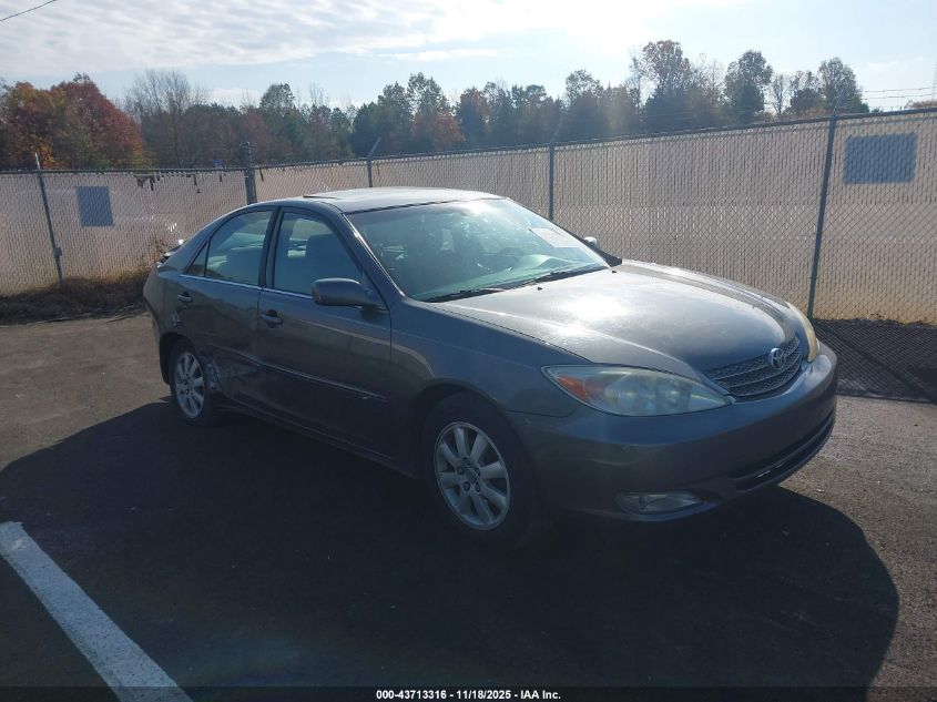2004 Toyota Camry