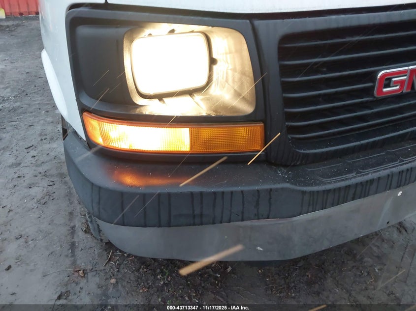 2005 GMC Savana Standard VIN: 1GTHG35U651228808 Lot: 43713347