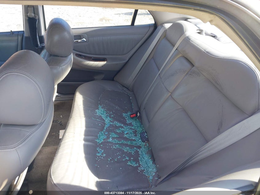 1HGCG6686YA070733 2000 HONDA ACCORD photo no. 8