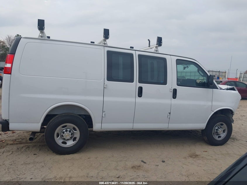 2025 Chevrolet Express Cargo Rwd 2500 Regular Wheelbase Wt VIN: 1GCWGAF76S1107812 Lot: 43713431