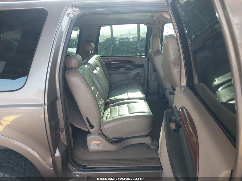 2005 Ford Excursion Limited VIN: 1FMSU43PX5ED44308 Lot: 43713446