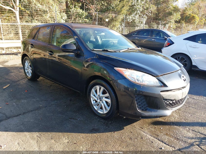 2013 MAZDA MAZDA3 I TOURING - JM1BL1LP0D1747838