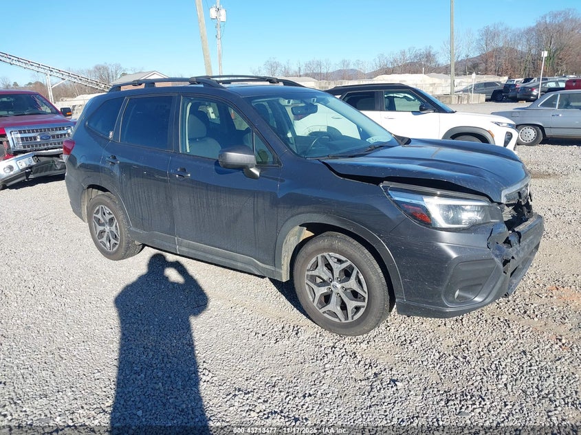 SUBARU FORESTER PREMIUM