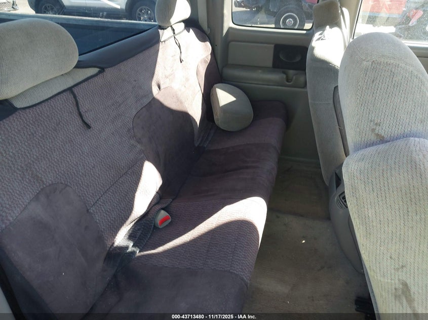 1999 GMC Sierra 1500 Sle VIN: 2GTEC19TXX1521287 Lot: 43713480