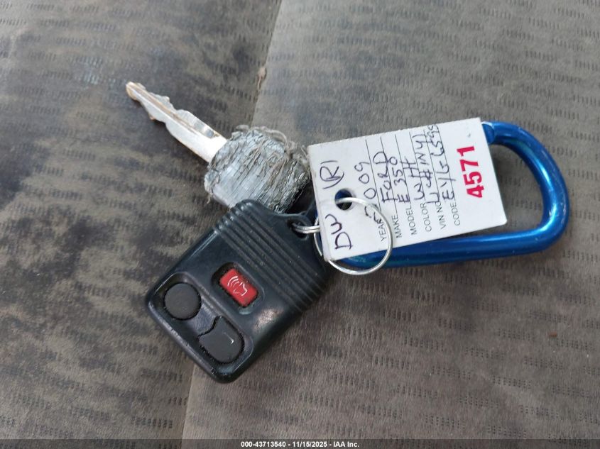 2009 Ford E-350 Super Duty Xl/Xlt VIN: 1FBNE31L79DA78965 Lot: 43713540