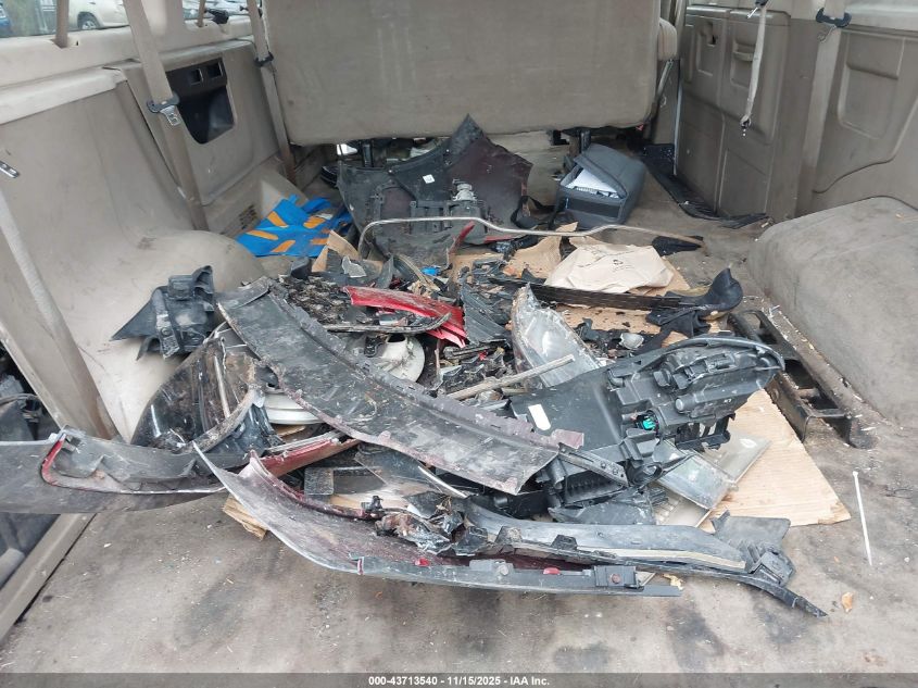 2009 Ford E-350 Super Duty Xl/Xlt VIN: 1FBNE31L79DA78965 Lot: 43713540