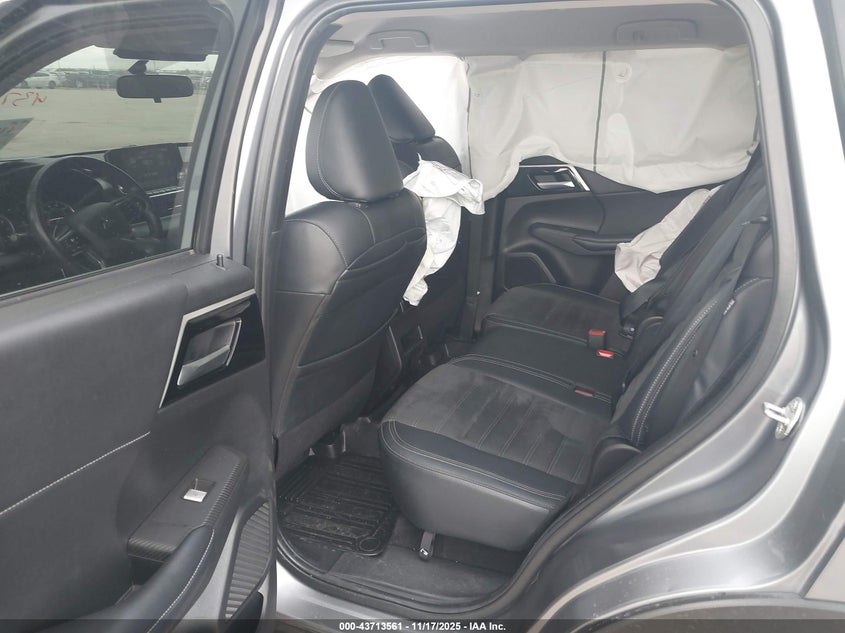 JA4J4VA86RZ013462 2024 MITSUBISHI OUTLANDER photo no. 8
