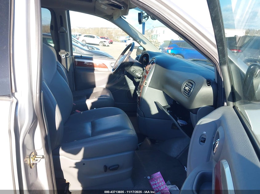 2A4GP64L16R926711 2006 CHRYSLER TOWN & COUNTRY photo no. 5