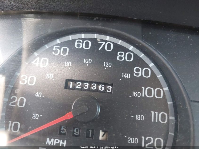 2003 Ford Crown Victoria Lx VIN: 2FAFP74W23X155075 Lot: 43713705