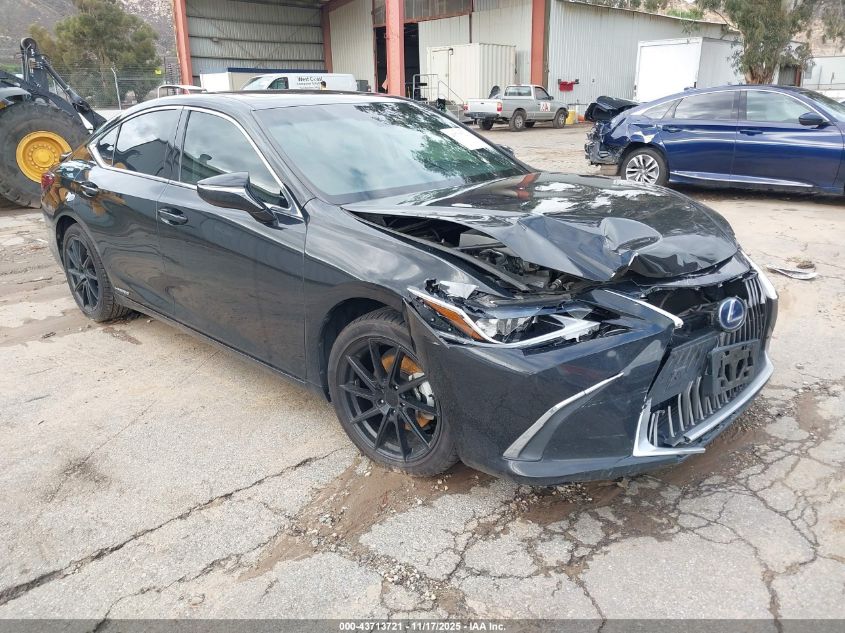LEXUS ES 300H ES 300H