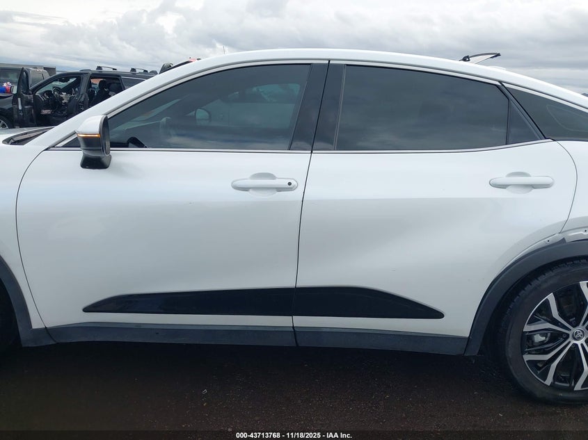 2023 Toyota Crown Xle VIN: JTDAAAAF3P3000853 Lot: 43713768