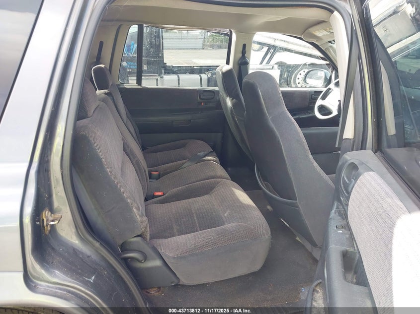 2003 Dodge Durango Slt VIN: 1D4HS48NX3F562285 Lot: 43713812