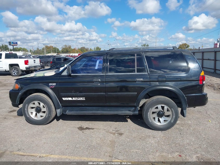 2001 Mitsubishi Montero Sport 3.5/Xls VIN: JA4LS31R61P032704 Lot: 43713861