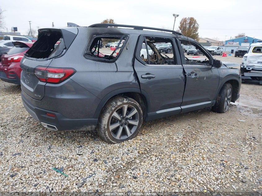 2025 HONDA PILOT auction photo 4