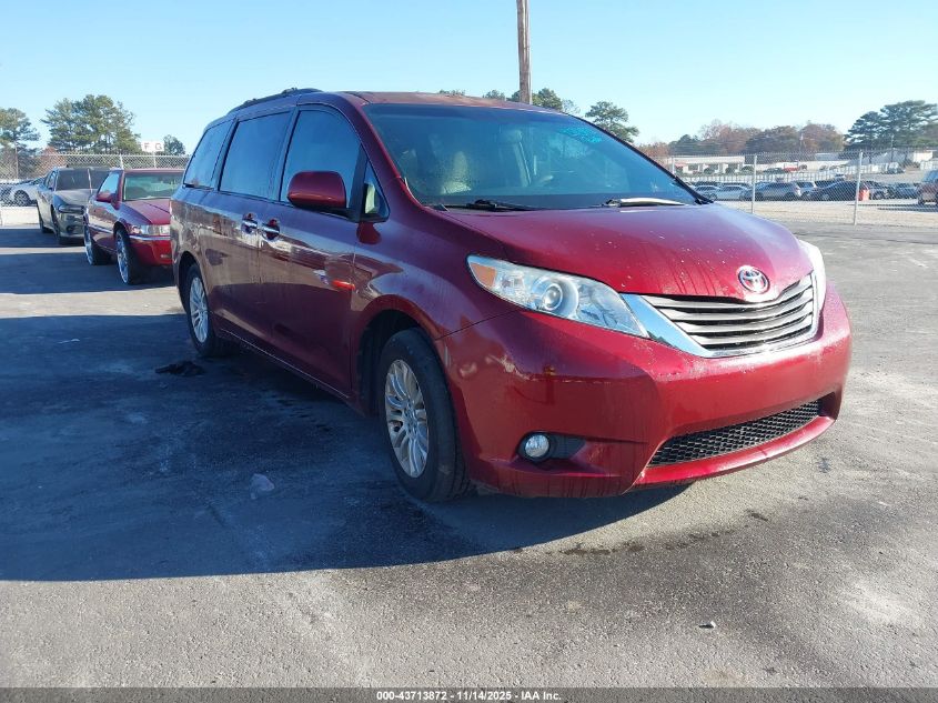 TOYOTA SIENNA XLE V6