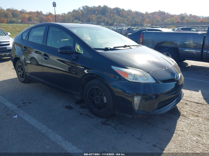 2014 TOYOTA PRIUS TWO - JTDKN3DU0E0369618