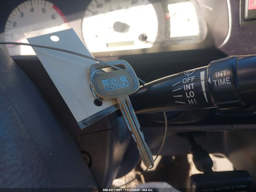 2001 Toyota Tacoma Base V6 VIN: 5TEHN72N91Z734661 Lot: 43713901