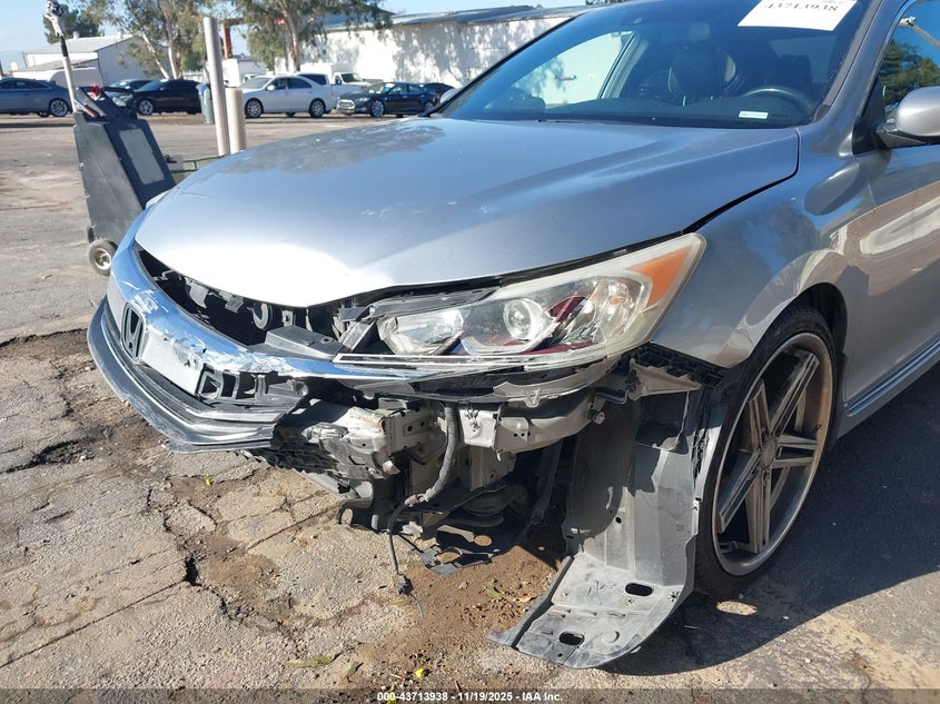 1HGCR2F66HA013577 2017 HONDA ACCORD photo no. 17