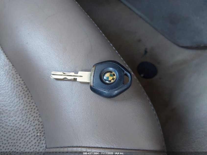 2001 BMW Z3 2.5I VIN: WBACN334X1LM00630 Lot: 43713984