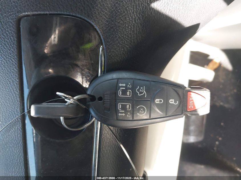 2012 Chrysler Town & Country Touring-L VIN: 2C4RC1CG2CR223504 Lot: 43713986