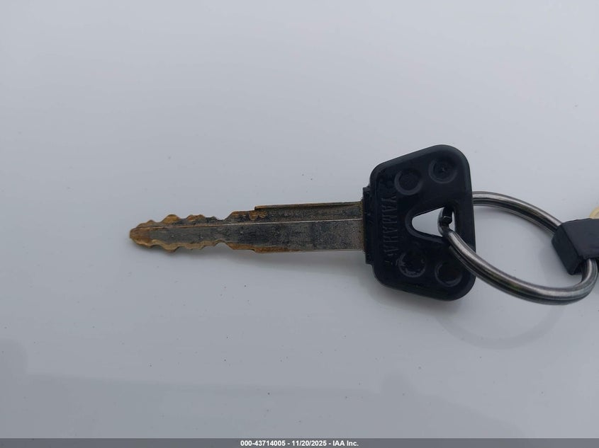 2004 Yamaha Fz6 S VIN: JYARJ08E54A000401 Lot: 43714005