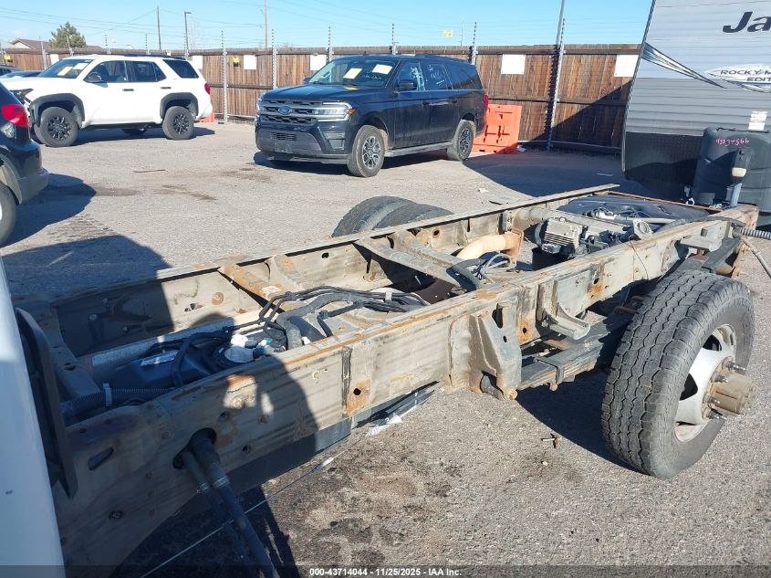 2017 Chevrolet Silverado 3500Hd Chassis Wt VIN: 1GB3CYCG3HF240992 Lot: 43714044