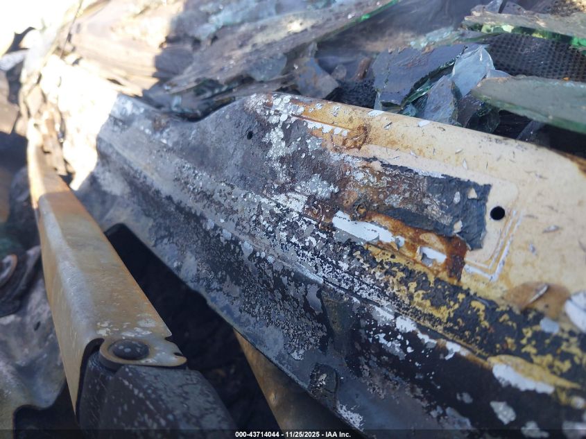 2017 Chevrolet Silverado 3500Hd Chassis Wt VIN: 1GB3CYCG3HF240992 Lot: 43714044