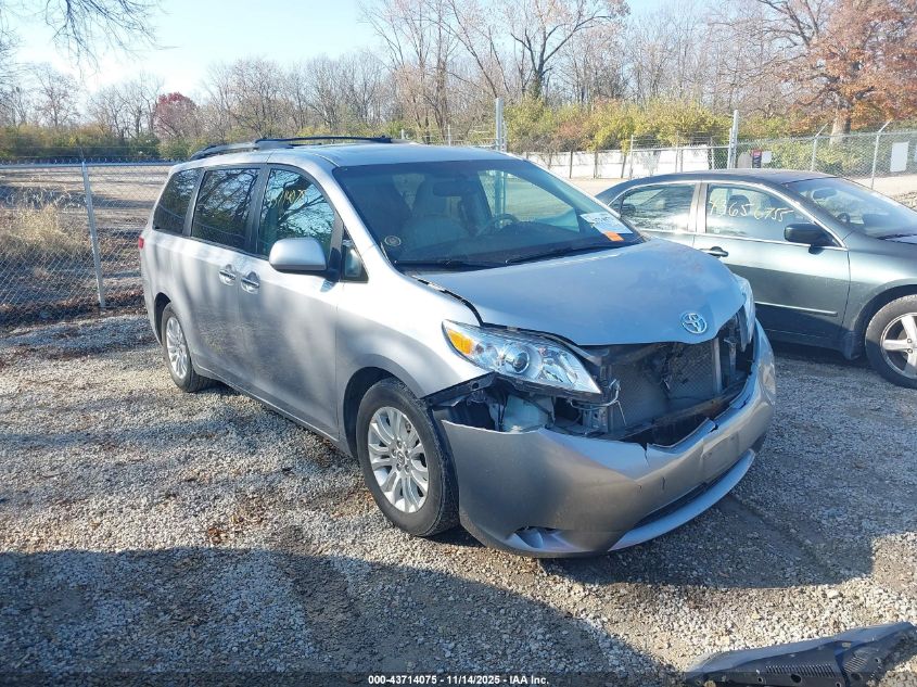 TOYOTA SIENNA XLE V6 8 PASSENGER