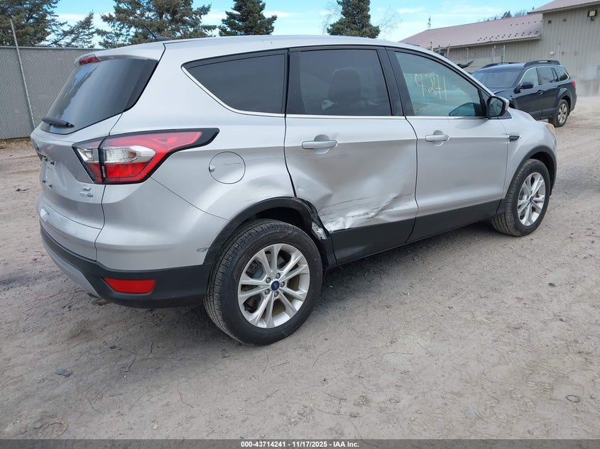 1FMCU9GD1HUC87913 2017 FORD ESCAPE photo no. 4