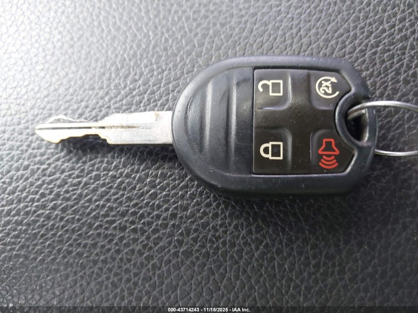 2011 Ford F-250 Lariat VIN: 1FT7W2BT5BEC05626 Lot: 43714243