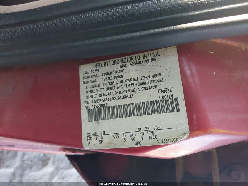 1999 Mercury Mystique Ls VIN: 1MEFM66L8XK608607 Lot: 43714271