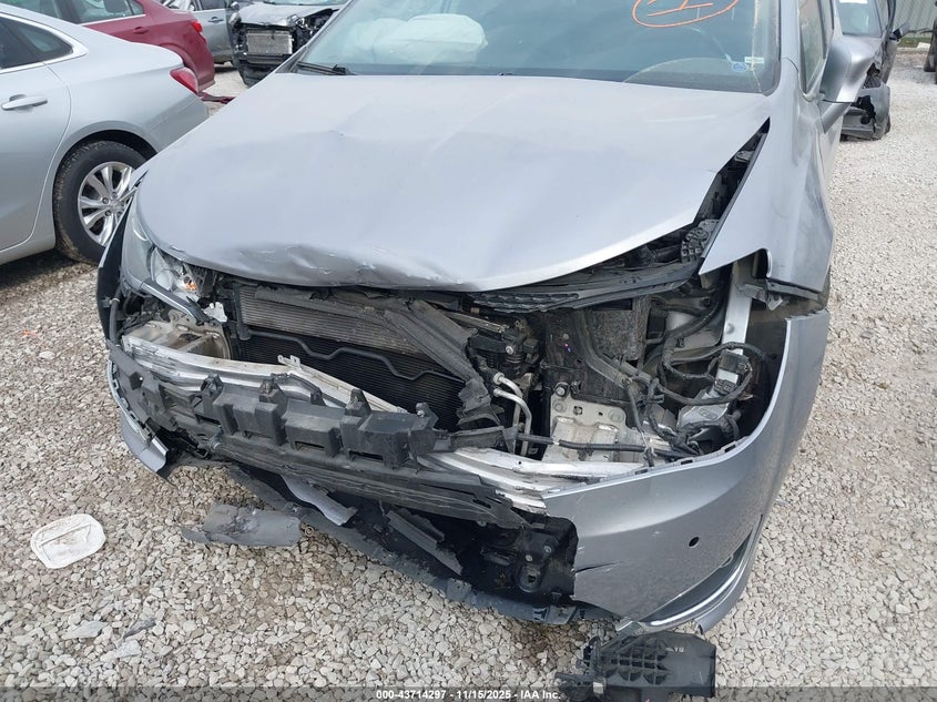 2019 Chrysler Pacifica Touring L Plus VIN: 2C4RC1EG9KR525190 Lot: 43714297