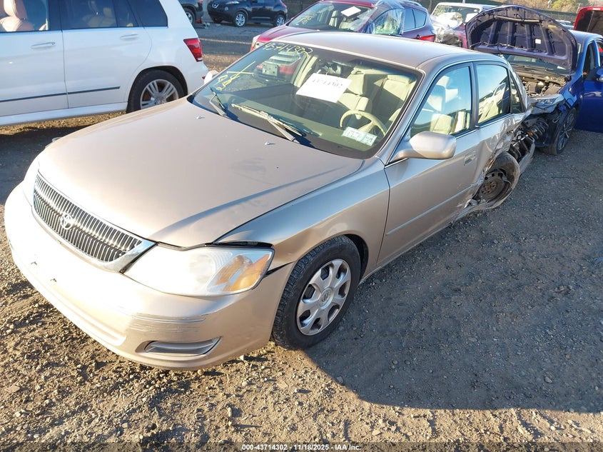 4T1BF28B0YU112094 2000 TOYOTA AVALON photo no. 2