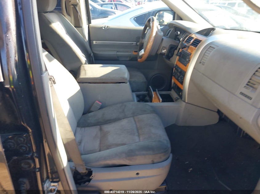 1A8HX58P87F535218 2007 CHRYSLER ASPEN photo no. 5