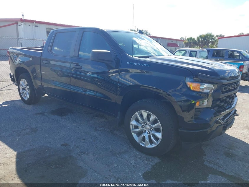 CHEVROLET SILVERADO 1500 4WD SHORT BED CUSTOM