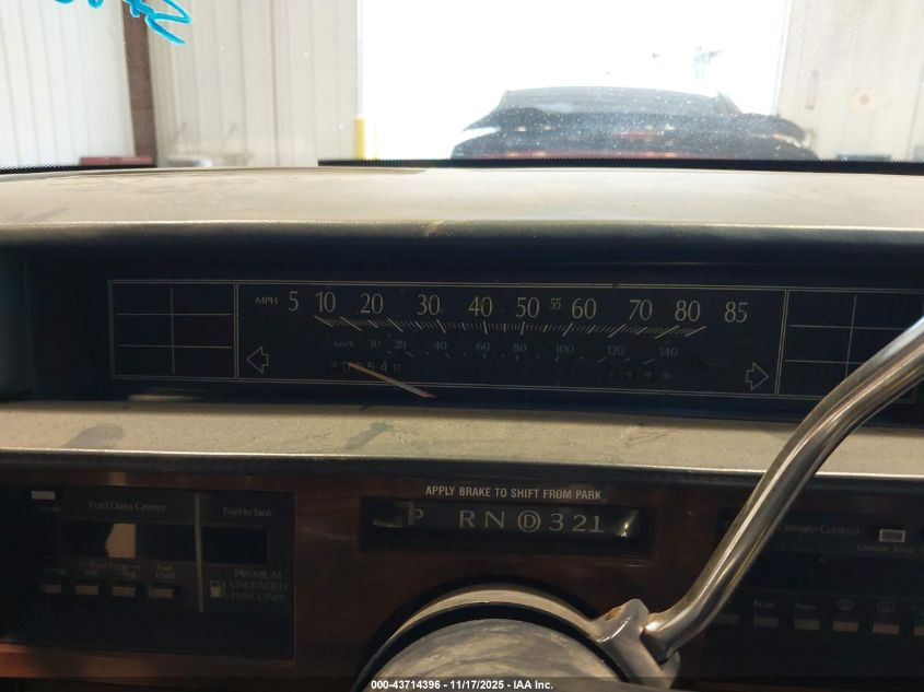 1992 Cadillac Deville VIN: 1G6CD53B3N4292046 Lot: 43714396