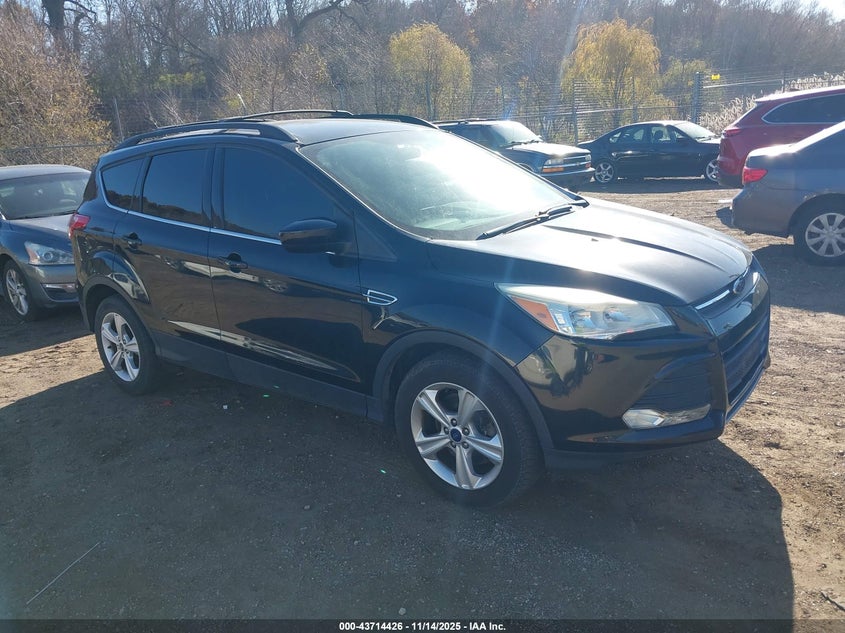 FORD ESCAPE SE