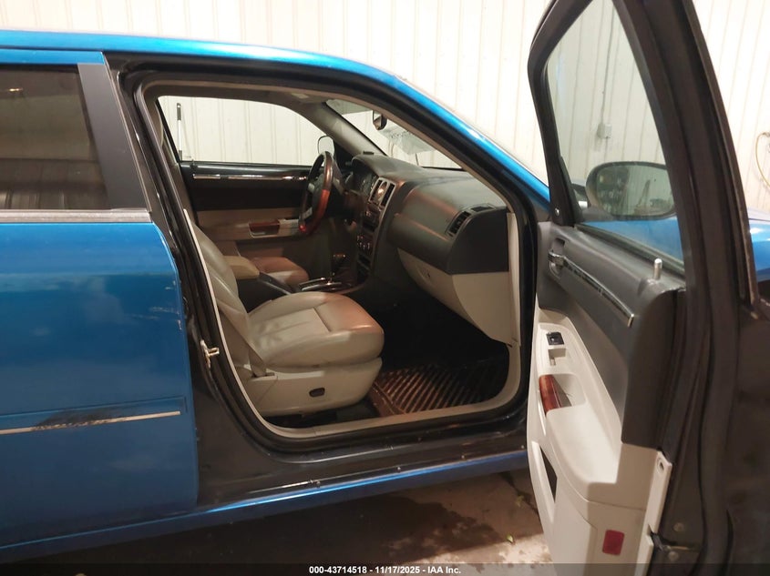 2005 Chrysler 300 Touring