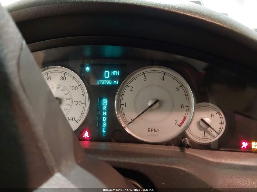 2005 Chrysler 300 Touring VIN: 2C3JA53G15H545560 Lot: 43714518