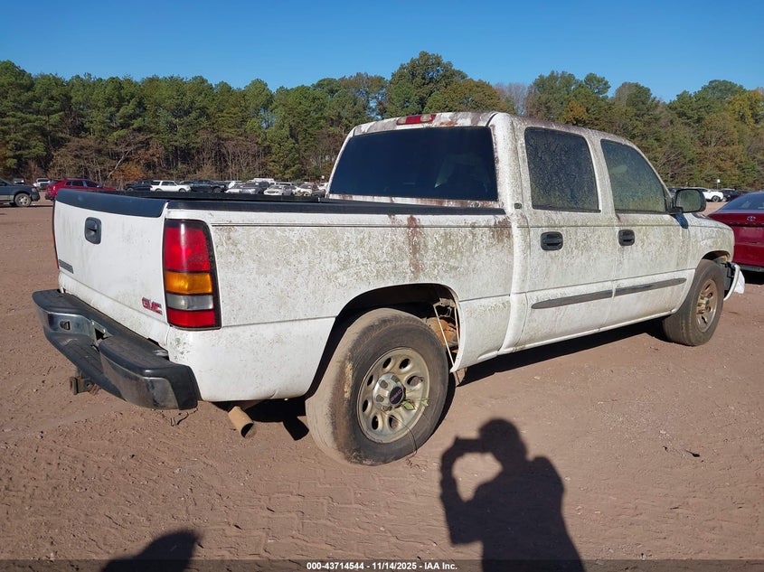 2GTEC13T651278177 2005 GMC SIERRA photo no. 4