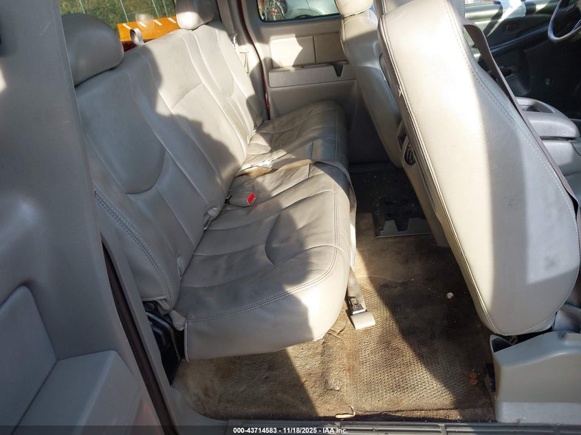 2005 GMC Sierra 1500 Slt VIN: 2GTEK19B451338247 Lot: 43714583