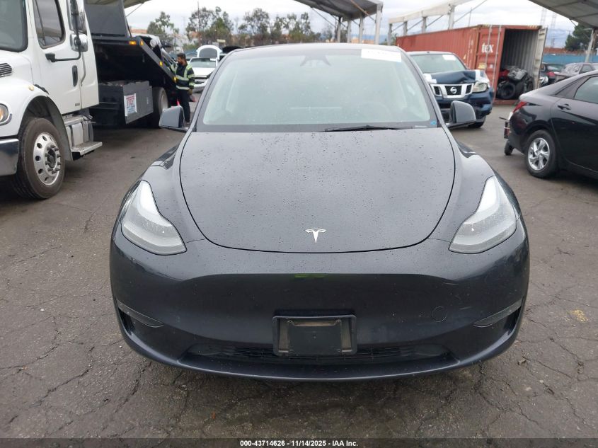 2024 Tesla Model Y Long Range Dual Motor All-Wheel Drive VIN: 7SAYGDEE0RA224443 Lot: 43714626