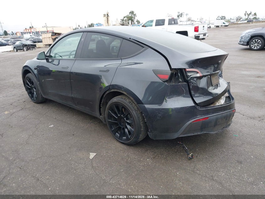 7SAYGDEE0RA224443 2024 TESLA MODEL Y photo no. 3