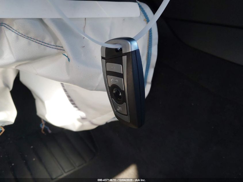 2013 BMW 740Li VIN: WBAYE4C57DD137273 Lot: 43714670