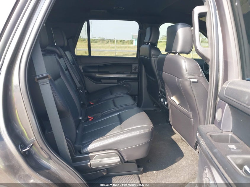 2019 Ford Expedition Xlt VIN: 1FMJU1HTXKEA52606 Lot: 43714687