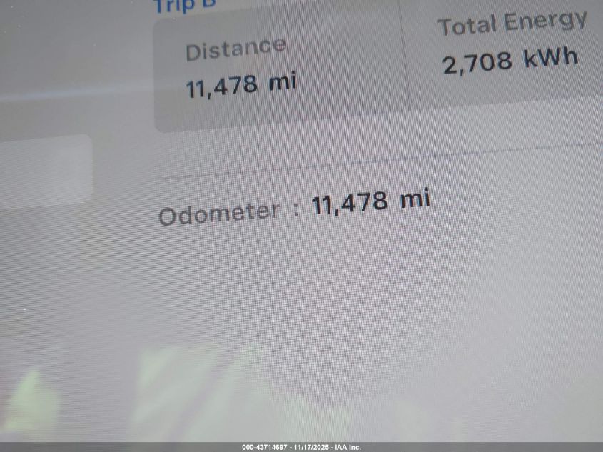 2025 Tesla Model S Rear-Wheel Drive VIN: 5YJSA1E52SF549624 Lot: 43714697