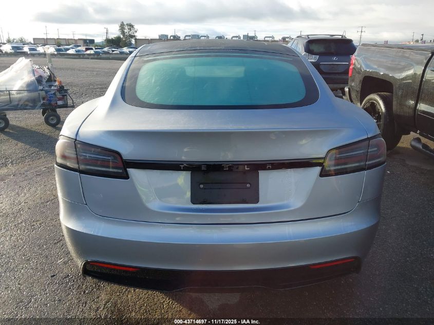 2025 Tesla Model S Rear-Wheel Drive VIN: 5YJSA1E52SF549624 Lot: 43714697