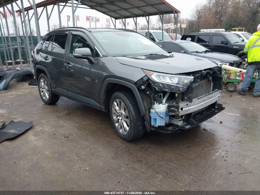 TOYOTA RAV4 XLE PREMIUM