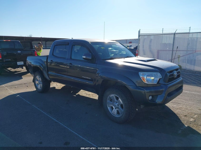 TOYOTA TACOMA BASE V6
