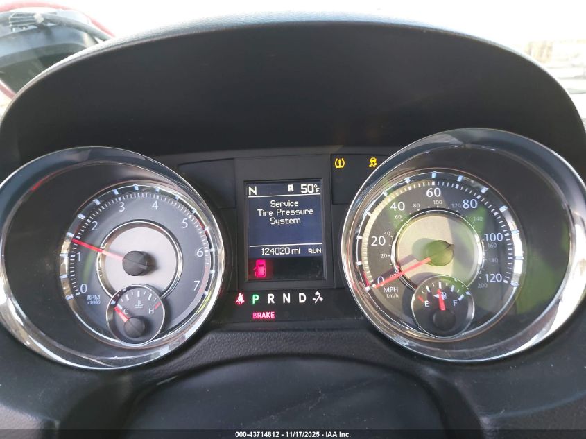 2011 Chrysler Town & Country Limited VIN: 2A4RR6DG5BR698387 Lot: 43714812